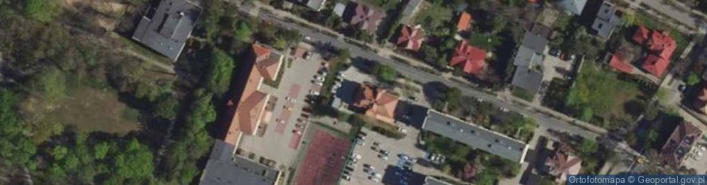 Zdjęcie satelitarne Młodzieżowy Dom Kultury