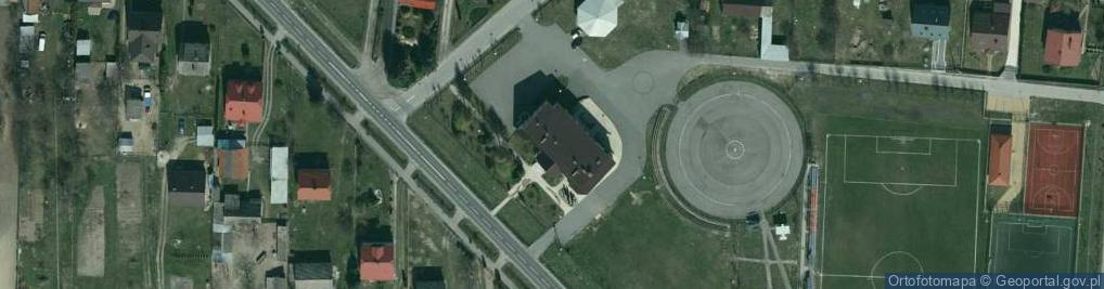 Zdjęcie satelitarne Ośrodek Kultury w Wierzawicach