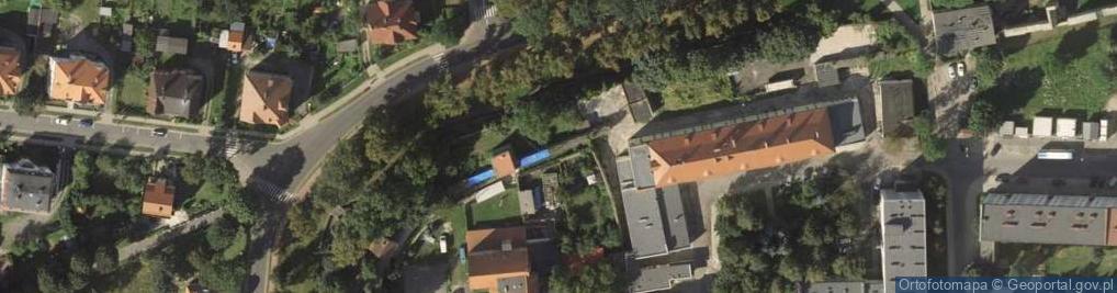 Zdjęcie satelitarne Mur historyczny