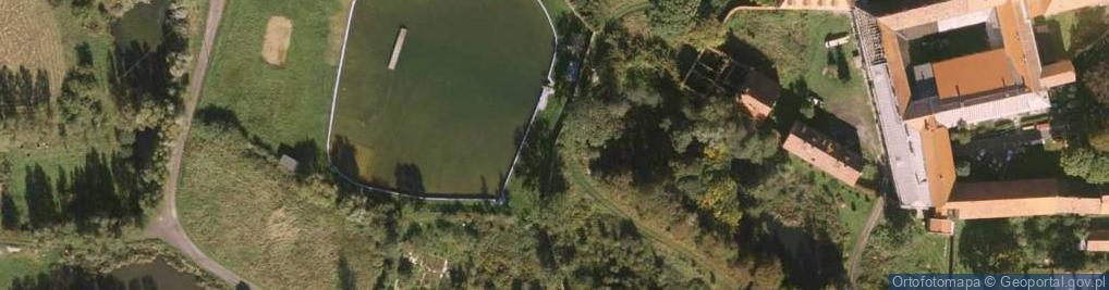 Zdjęcie satelitarne Mur historyczny