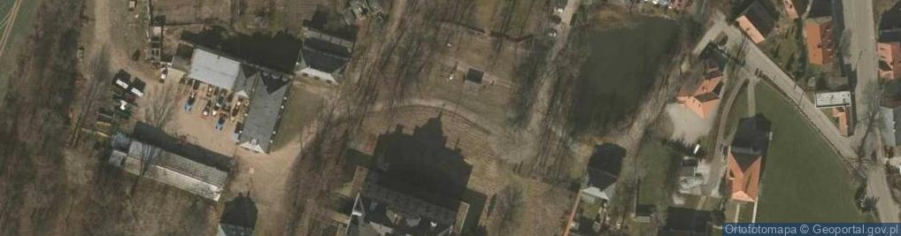 Zdjęcie satelitarne Mur historyczny