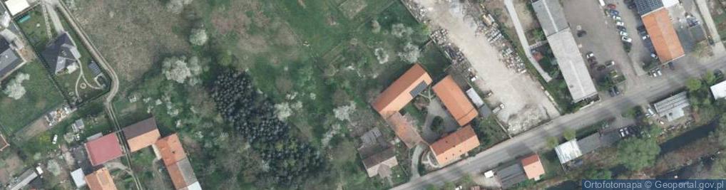 Zdjęcie satelitarne Mur historyczny