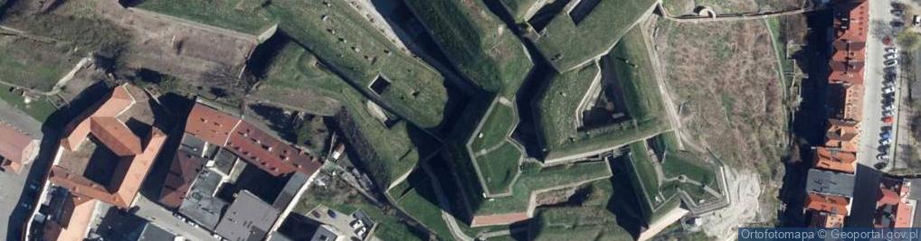 Zdjęcie satelitarne Mur historyczny