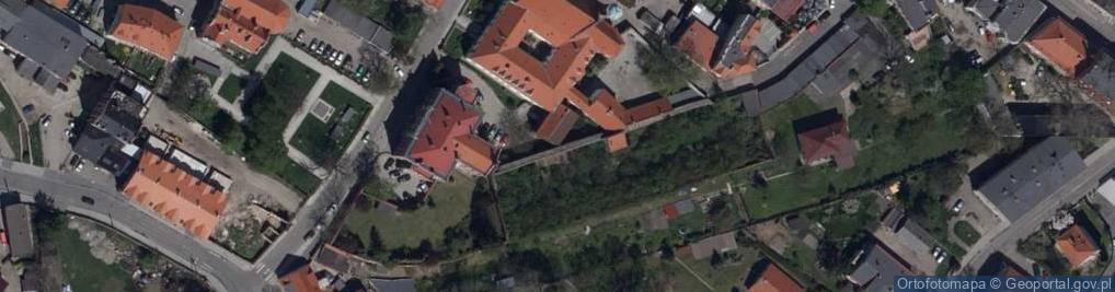 Zdjęcie satelitarne Mur historyczny