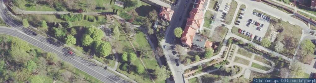 Zdjęcie satelitarne Mur historyczny