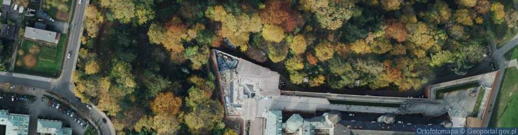 Zdjęcie satelitarne Mur historyczny