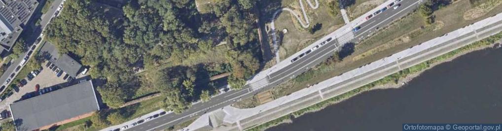 Zdjęcie satelitarne Mur historyczny