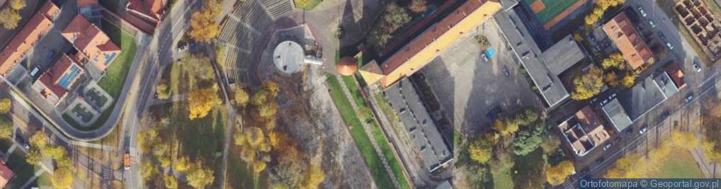 Zdjęcie satelitarne Mur historyczny