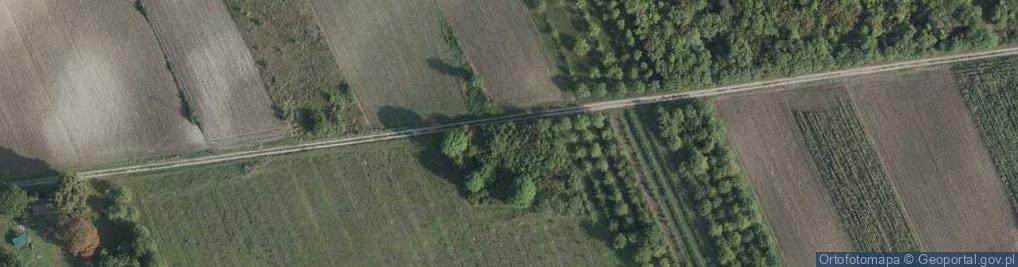 Zdjęcie satelitarne Cmentarz wojenny w Wereszczynie