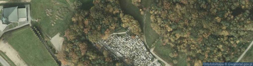 Zdjęcie satelitarne Cmentarz z I wojny światowej