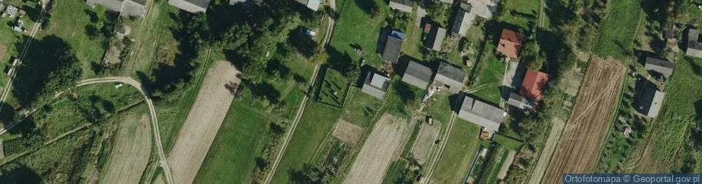 Zdjęcie satelitarne Cmentarz z I wojny światowej