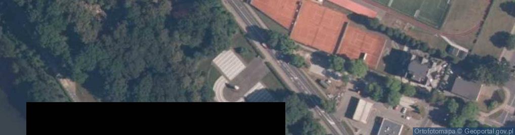 Zdjęcie satelitarne Cmentarz z II wojny światowej