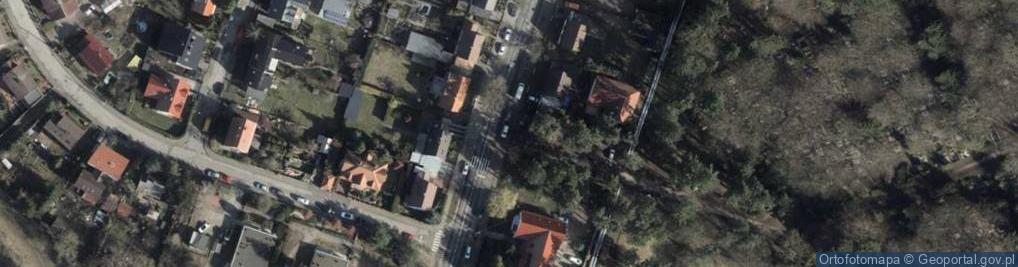 Zdjęcie satelitarne Cmentarz Centralny - VI brama.