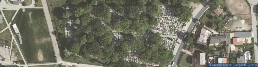 Zdjęcie satelitarne Cmentarz Parafialny Bieżanów
