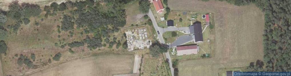 Zdjęcie satelitarne Cmentarz w Kierżnie