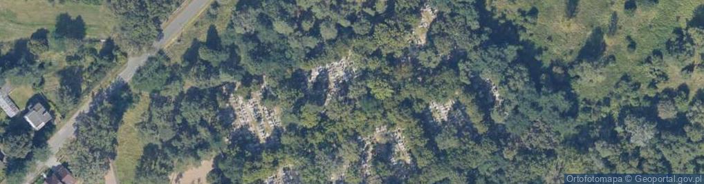 Zdjęcie satelitarne Cmentarz