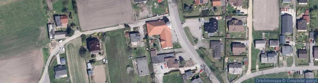 Zdjęcie satelitarne Cmentarz