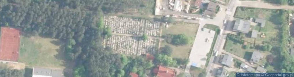 Zdjęcie satelitarne Cmentarz