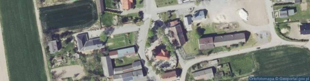 Zdjęcie satelitarne Parafialny przykościelny w Gostomi