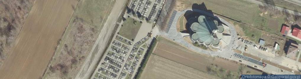 Zdjęcie satelitarne Parafialny w Koszycach Wielkich