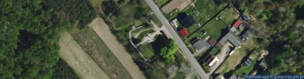 Zdjęcie satelitarne Stary cmentarz w Wąsoszu Górnym