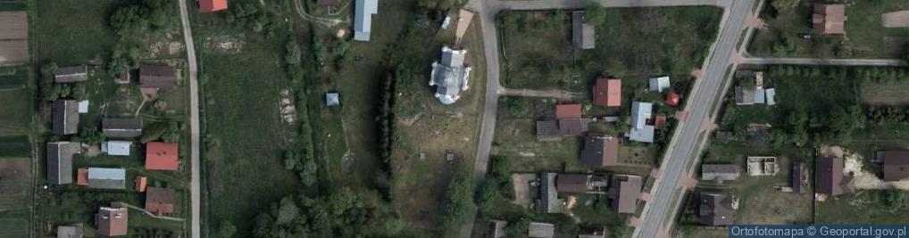 Zdjęcie satelitarne Stary katolicki i prawosławny w Kuryłówce