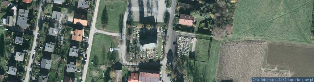 Zdjęcie satelitarne Stary przykościelny parafialny w Simoradzu