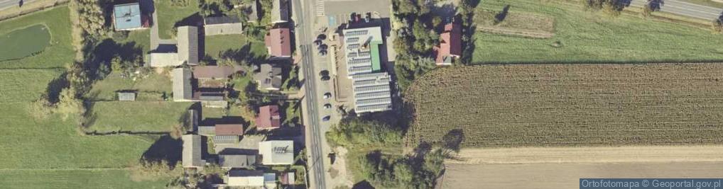 Zdjęcie satelitarne Delikatesy Centrum - Sklep