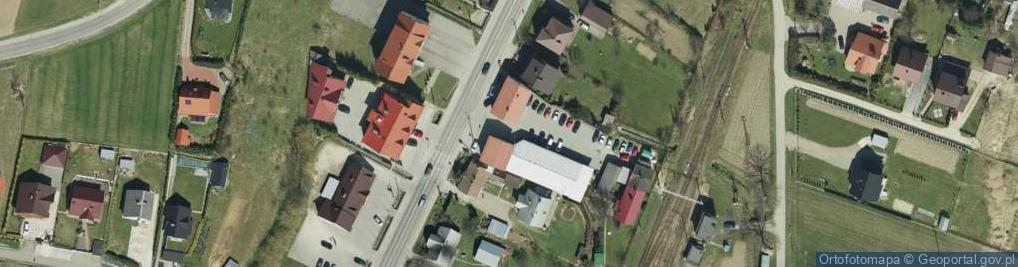Zdjęcie satelitarne Delikatesy Centrum - Sklep