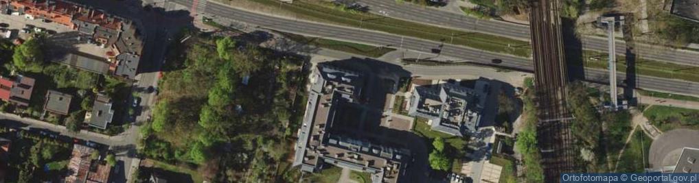 Zdjęcie satelitarne Dolnośląskie Centrum Ortodontyczno - Implantologiczne OrtoDent