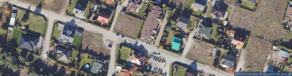 Zdjęcie satelitarne Gold Dent Gabinet Stomatologiczny ul Porzeczkowa 20 86 065 Łochowo