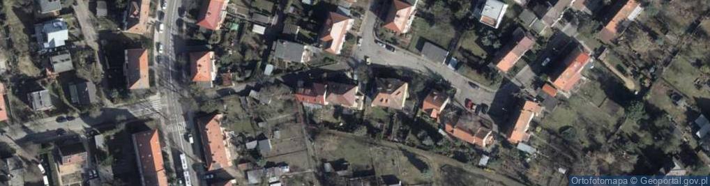 Zdjęcie satelitarne Niepubliczny Zakład Opieki Zdrowotnej Specjalistyczna Praktyka Stomatologiczna Signal Dent