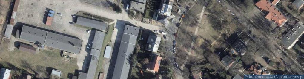 Zdjęcie satelitarne Uni-Dent Gabinet Stomatologiczny Wiktor Mazurek