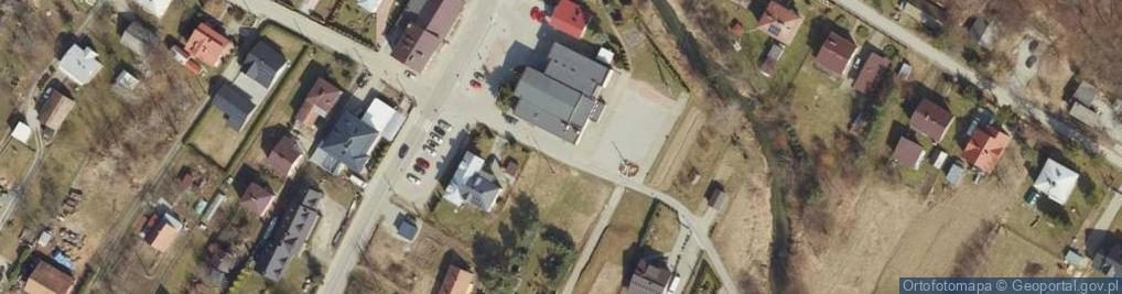 Zdjęcie satelitarne Dom Ludowy Głowienka