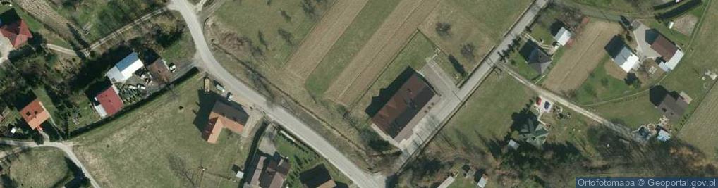 Zdjęcie satelitarne Dom Strażaka Bratkówka