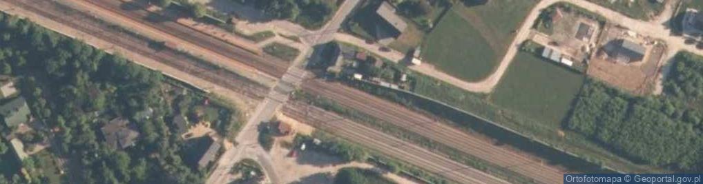 Zdjęcie satelitarne Justynów (przystanek kolejowy)