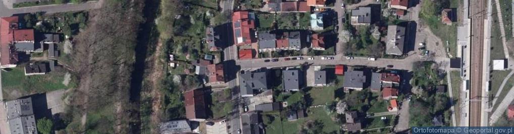 Zdjęcie satelitarne Dziura i nierówność