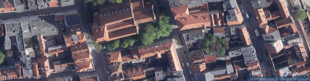 Zdjęcie satelitarne Kujawsko-Pomorskie Centrum Kształcenia Zawodowego wchodzące w skład Medyczno-Społecznego Centrum Kształcenia Zawodowego i Ustawicznego w Toruniu