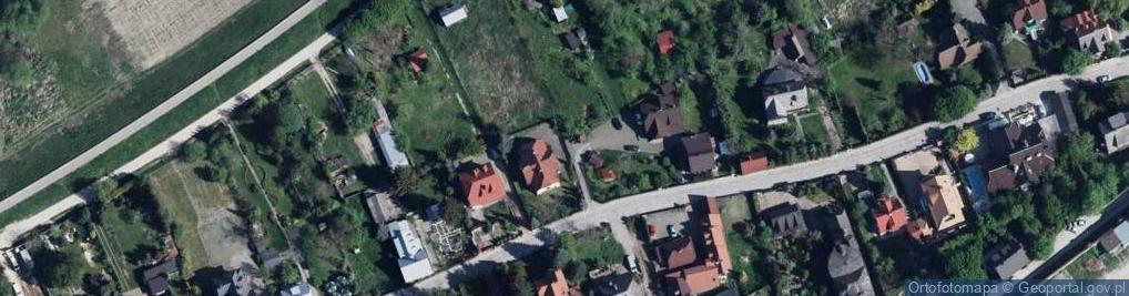 Zdjęcie satelitarne Francuska - Restauracja