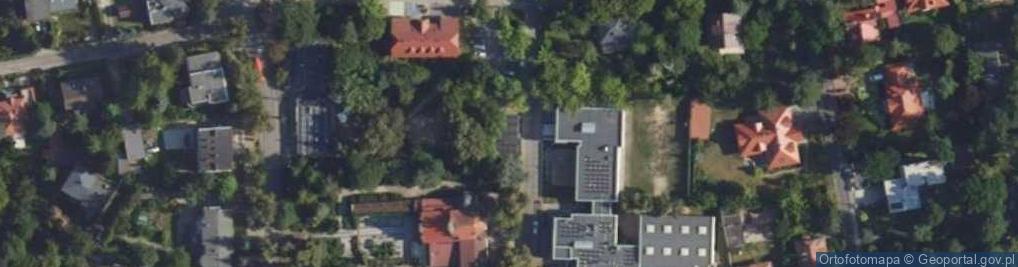 Zdjęcie satelitarne Salon fryzjerski Modelowanie włosów Fryzjer damski Fryzjer męsk