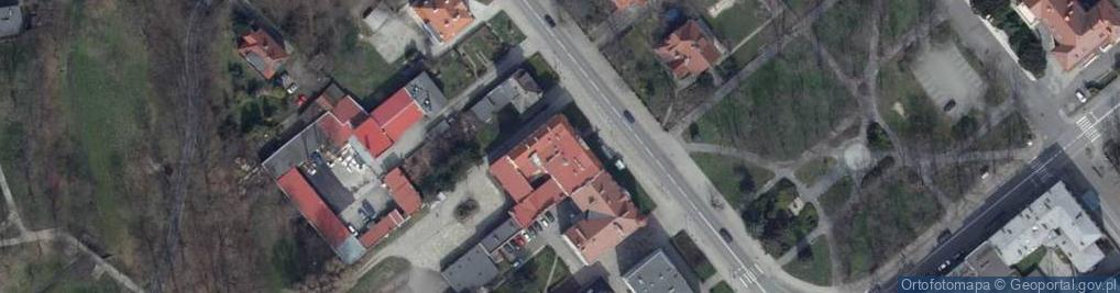 Zdjęcie satelitarne Stowarzyszenie Rodzin i Przyjaciół Autystów Mały Książę w Kędzie