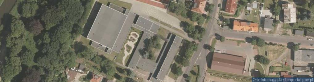 Zdjęcie satelitarne Hala sportowa przy Gimnazjum w Pieńsku