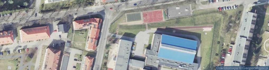 Zdjęcie satelitarne Hala Sportowo-Widowiskowa