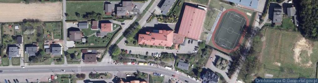 Zdjęcie satelitarne Sala sportowa
