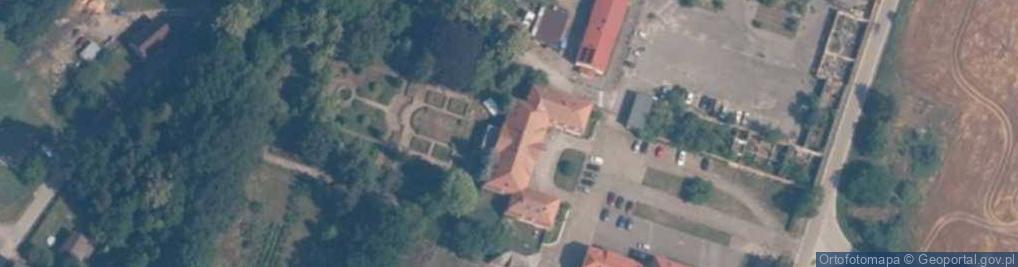Zdjęcie satelitarne Dwór Sześć Dębów