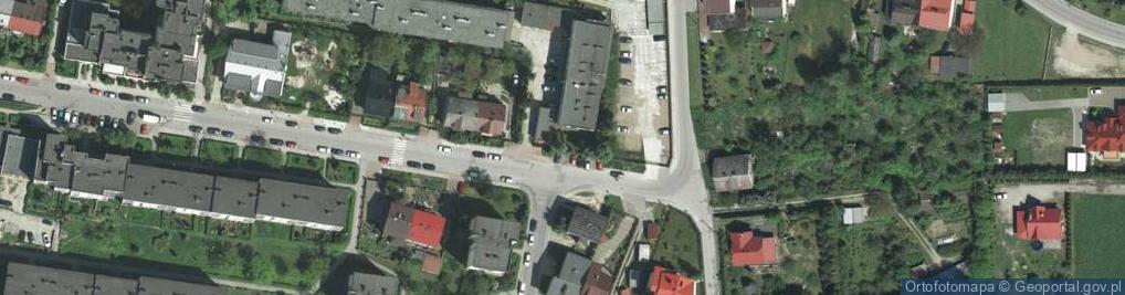 Zdjęcie satelitarne Punkt Przyjęć Dzielnicowych Komisariatu Policji w Skawinie