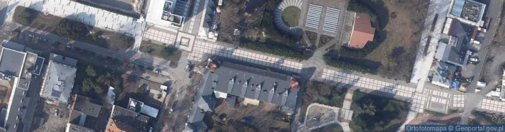 Zdjęcie satelitarne Rejsy -->Port w Świnoujściu -->Latarnia morska