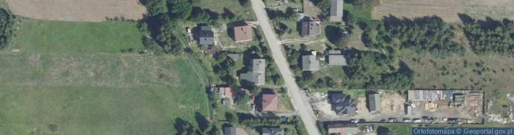 Zdjęcie satelitarne Suków (województwo świętokrzyskie)