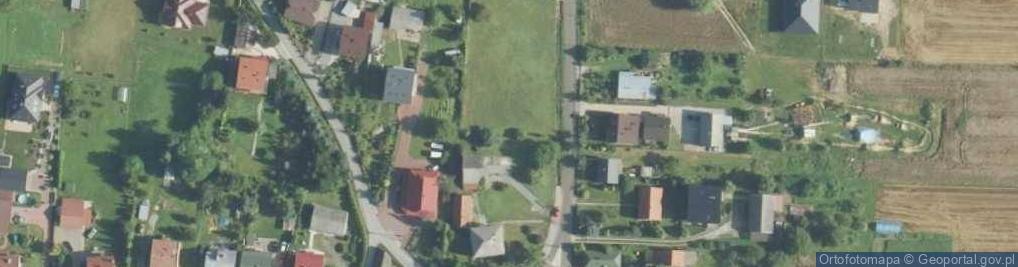 Zdjęcie satelitarne Szarów (województwo małopolskie)