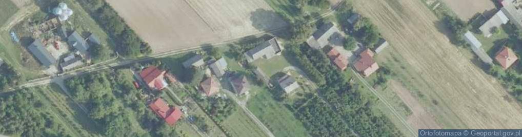 Zdjęcie satelitarne Tomaszów (gmina Opatów)